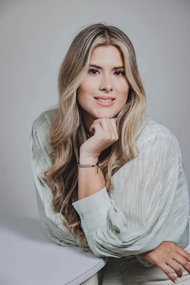 Ana L.